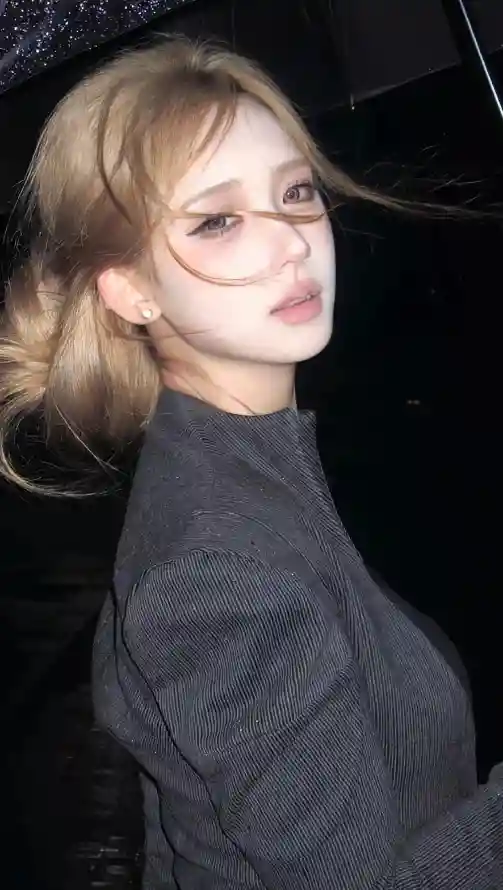 雨燕直播在线观看_精品一卡二卡三卡四卡分类_丰满熟妞区